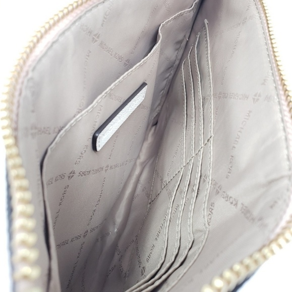 Michael Kors Jet Set Wristlet Clutch Pink - Picture 2 of 4